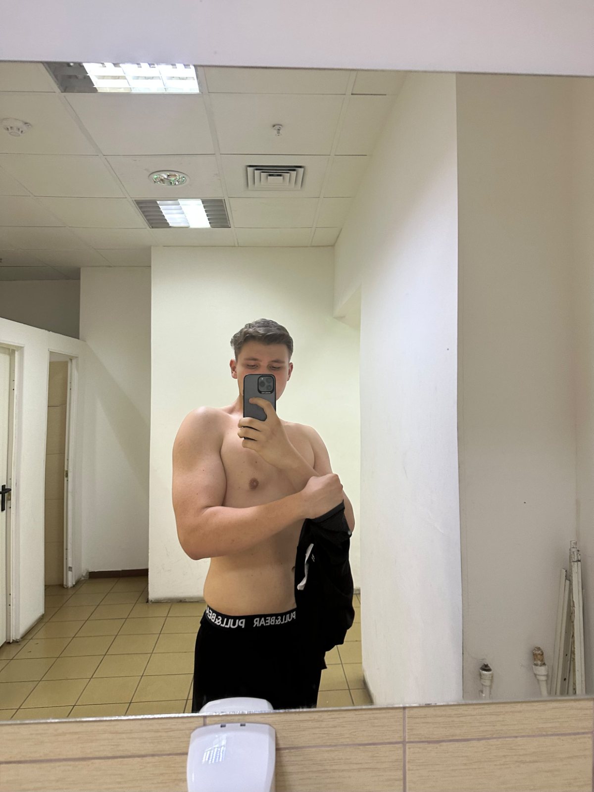 Primele schimbări vizibile, în vestiar